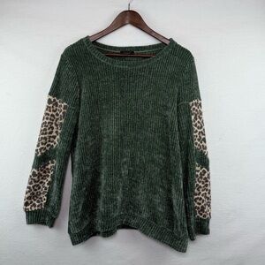 LTX Sportswear Green Chenille Sweater with Leopard Print Accents Size Medium